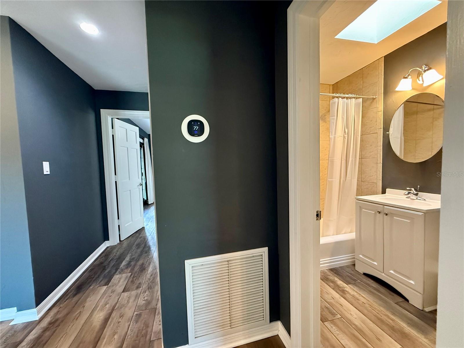 NORWOOD PARK - Residential