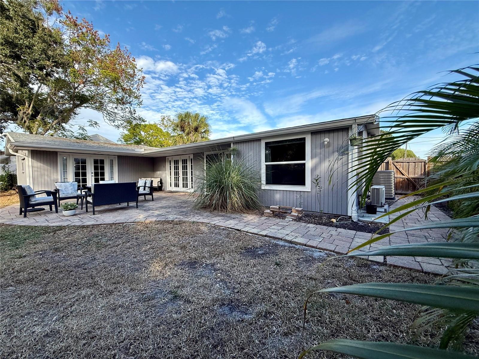 NORWOOD PARK - Residential