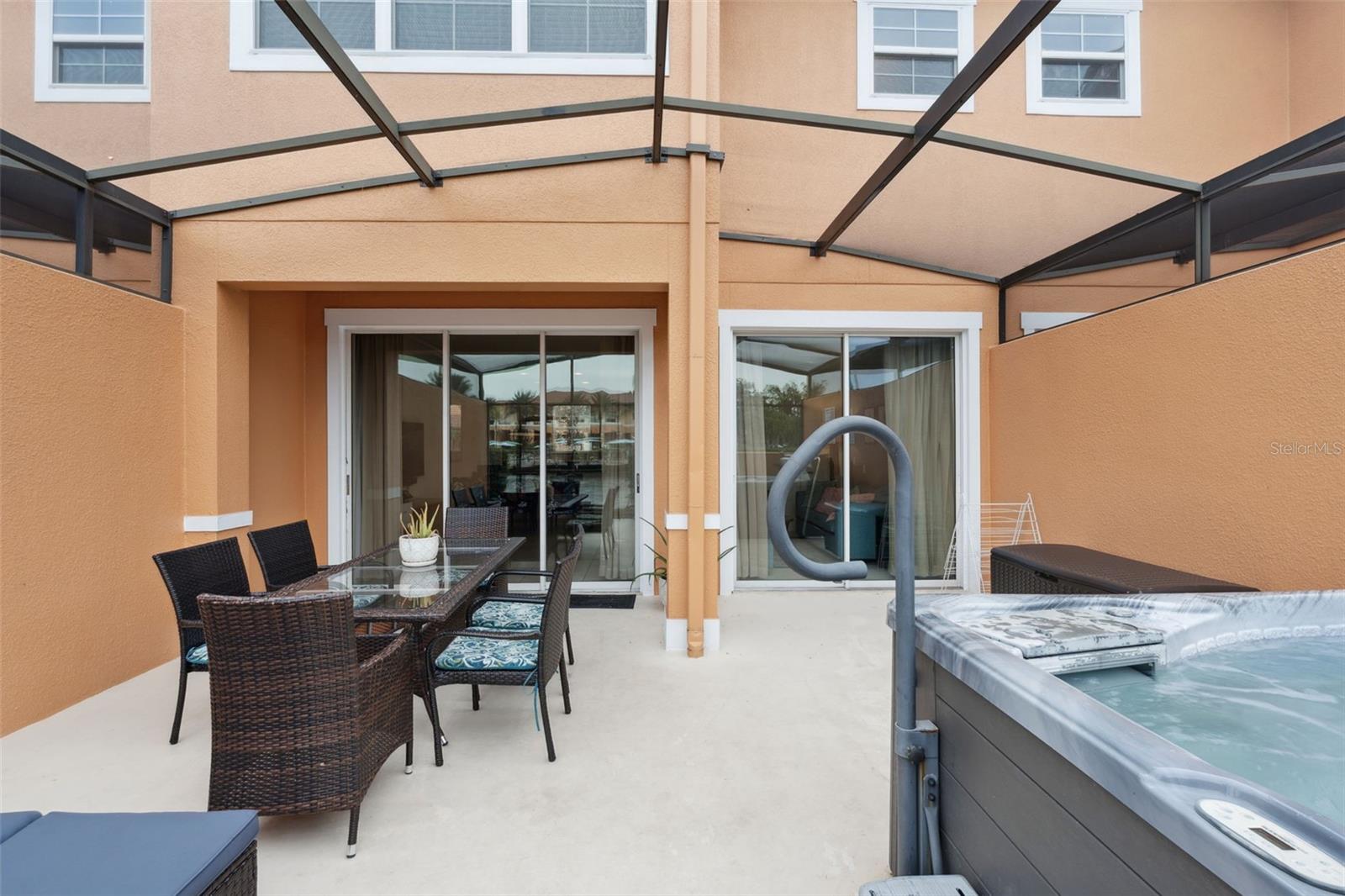 REGAL OAKS AT OLD TOWN - Residential