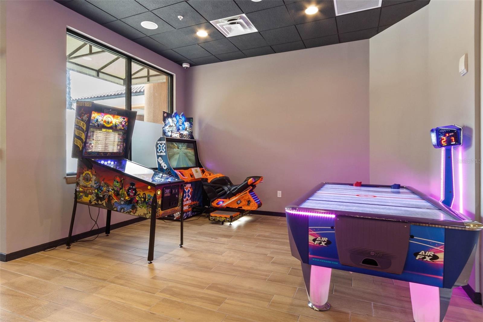 REGAL OAKS AT OLD TOWN - Residential