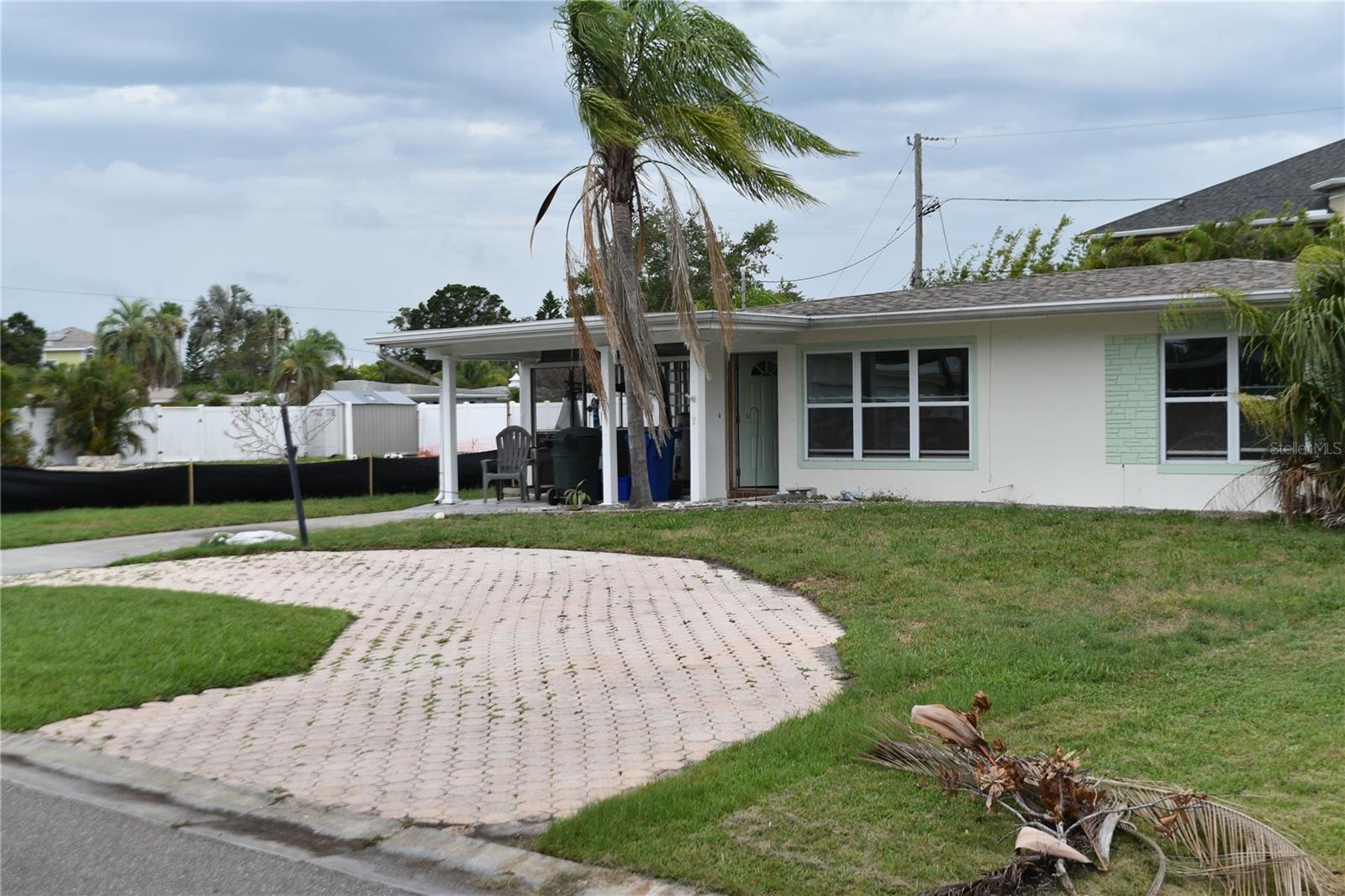2470 DEL RIO WAY