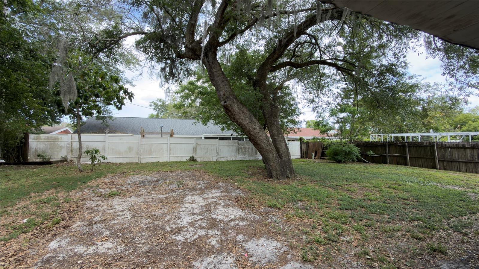 BEACON SQUARE - Residential
