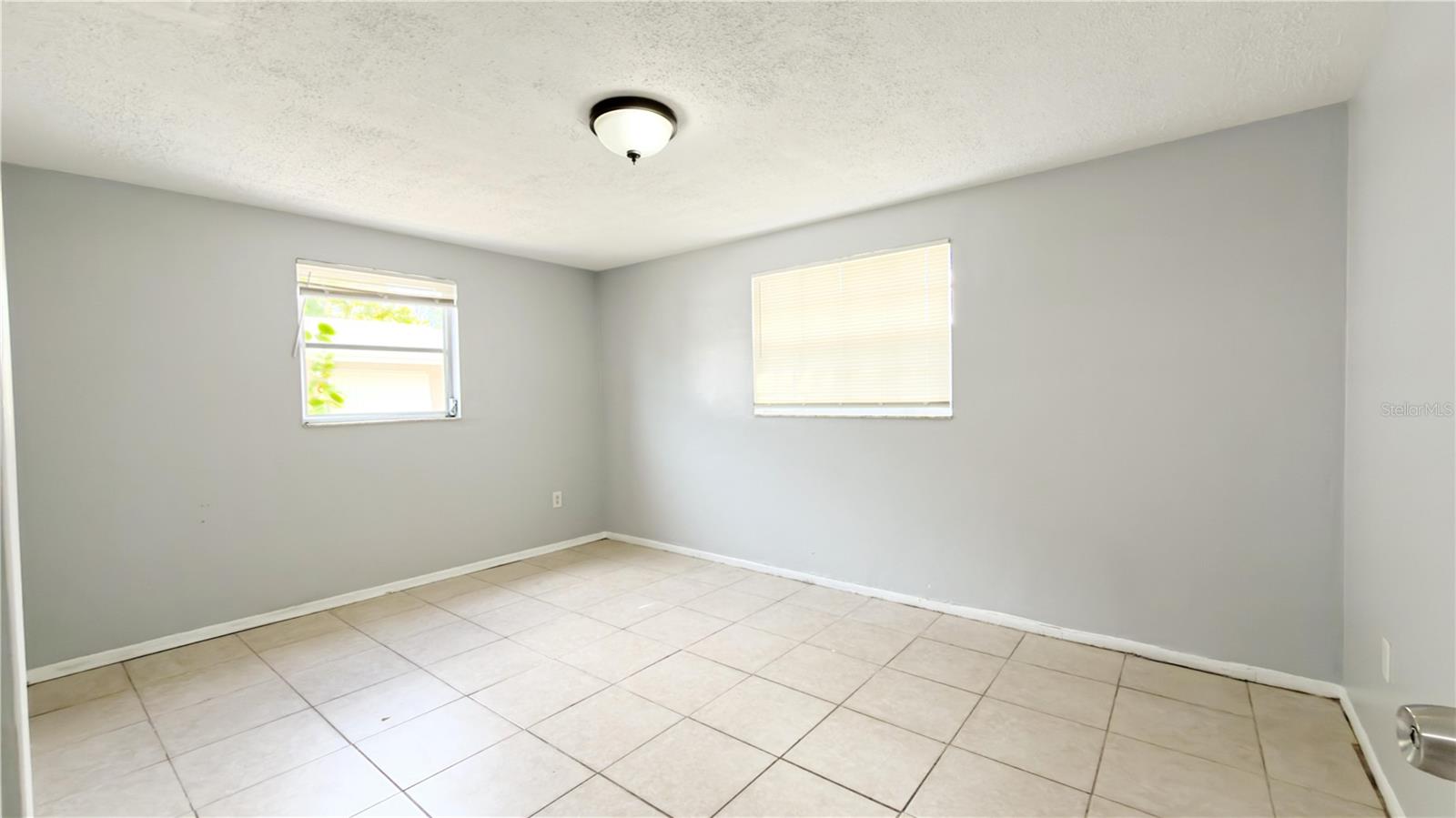 BEACON SQUARE - Residential