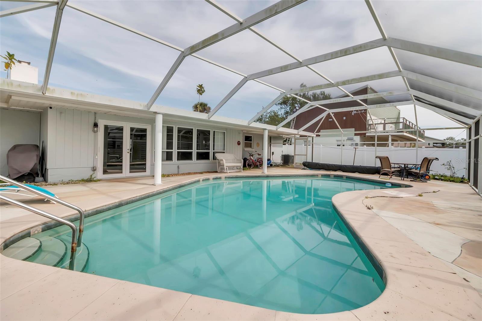 PINE SHORES ESTATES - Residential