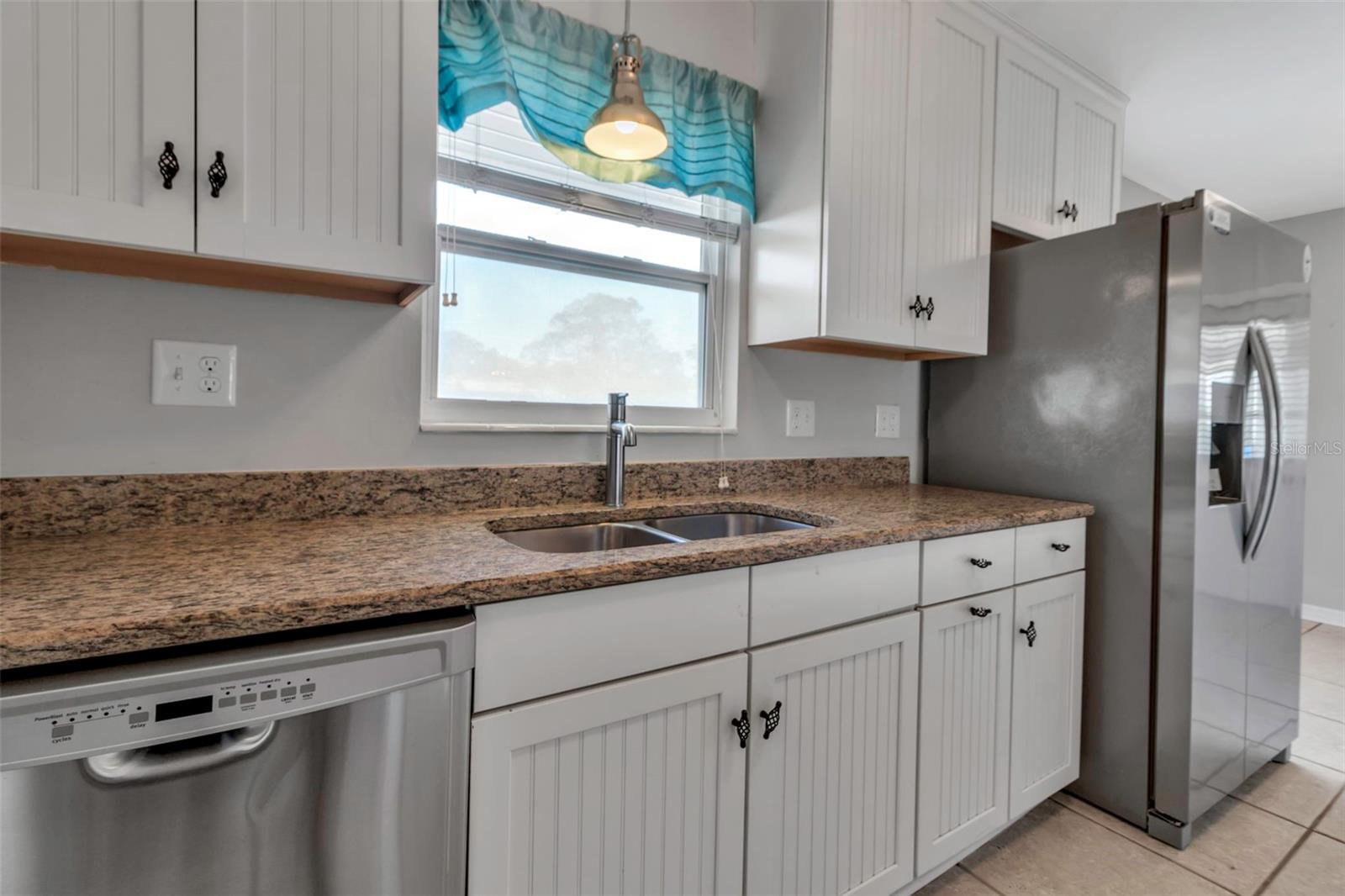 PINE SHORES ESTATES - Residential