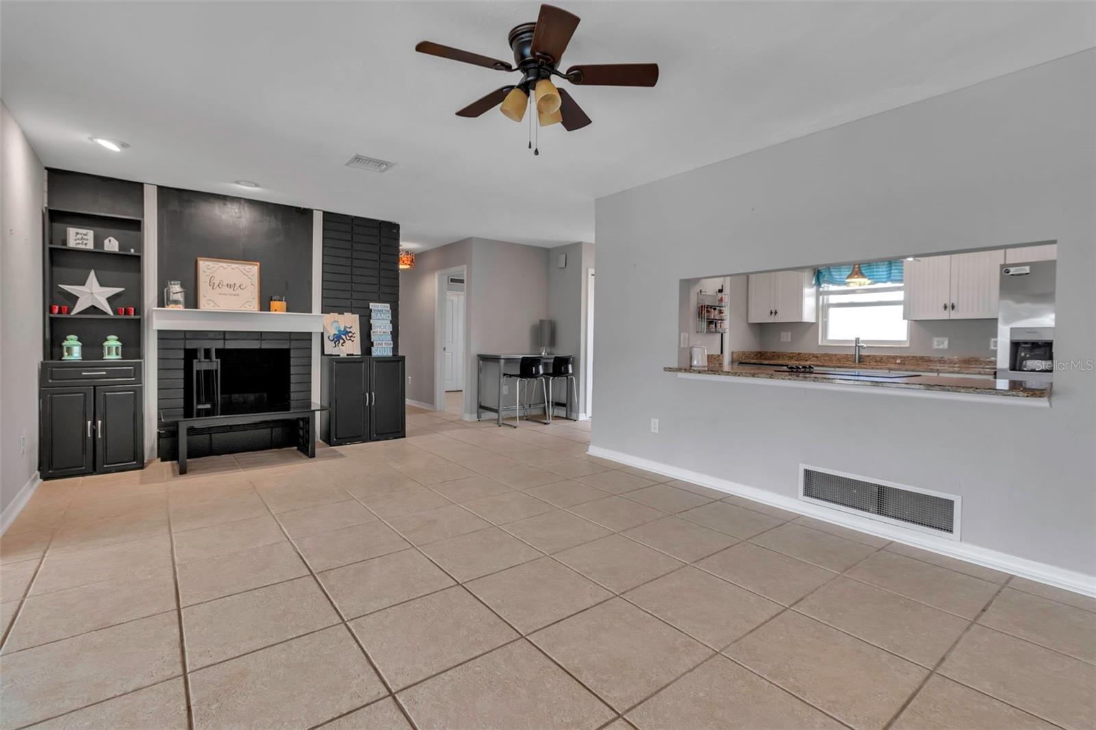 PINE SHORES ESTATES - Residential