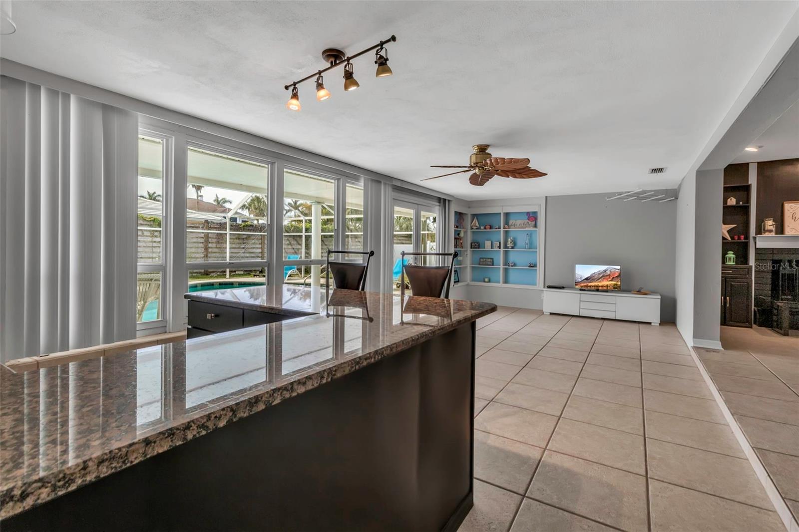 PINE SHORES ESTATES - Residential