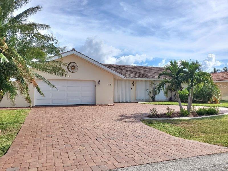 Annual rental fully FURNISHED 2/2/2 POOL home available NOW. $2500 rent
and $2800 sec dep. This waterfront beauty has a fenced yard with a large
sparkling pool with dock located in the premier PGI neighborhood. You
will be provided with a comfortable fully 'turn key' rental. Many updates
were made in the home's kitchen and bathrooms. This light and bright
attractive home has hurricane shutters, NO CARPET, a wall of glass sliders
in the Florida room where you can dine or entertain, enjoy your beautiful
long canal view. The kitchen has stainless appliances and granite
counters with a breakfast bar. Punta Gorda Isles (aka PGI or the 'Isles')
where you can enjoy the shores of Charlotte Harbor with its spectacular
sunset views, incredible boating, sailing and fishing, a fabulous Downtown
quaint Punta Gorda with its' variety of quality nationally recognized
restaurants and boutiques, shopping, several golf courses, the Pickle Plex
and easy access to US-41 and I-75. It's home to many events including a
Saturday Farmer's Market, FISHERMAN'S VILLAGE, SUNSEEKERS RESORT, wine
walks, LIVE MUSIC, art fairs, boat tours, convenience to the Punta Gorda
airport (one of Allegiant Airlines tropical destinations) and just 30 mins
to Ft Myers airport, 18 miles of bike and pedestrian trails connecting
this fabulous city. Sorry no pets. LAWN and POOL care are included!