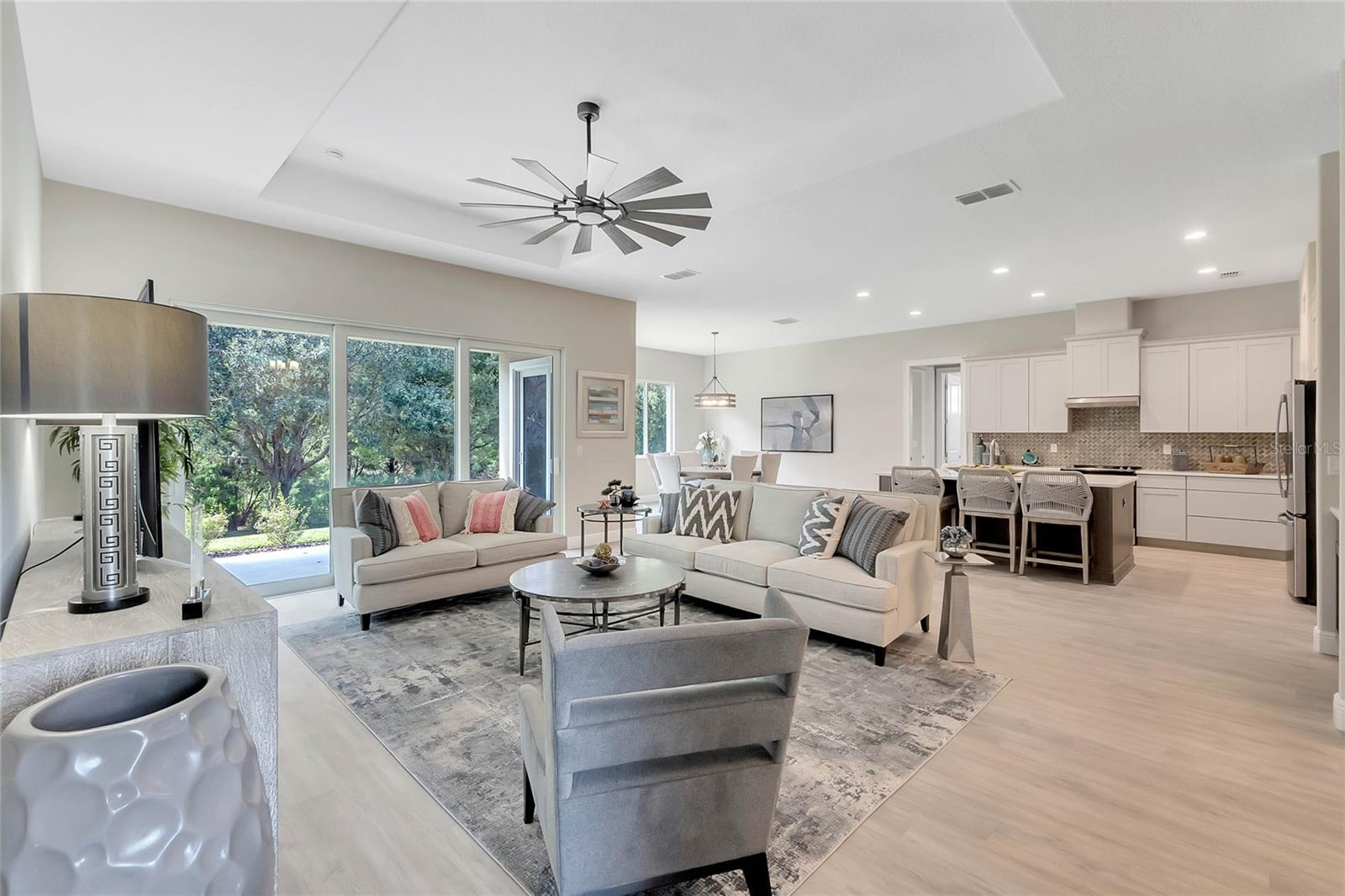 HARBOR HILLS - Residential