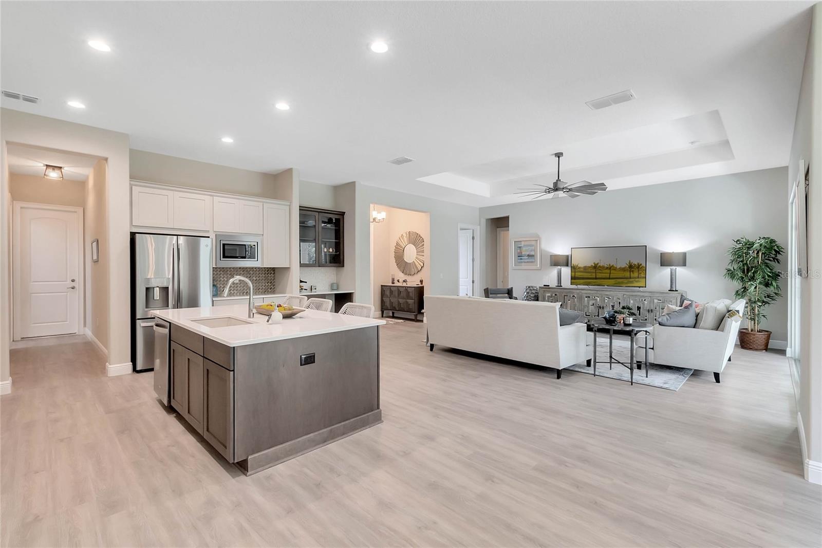 HARBOR HILLS - Residential