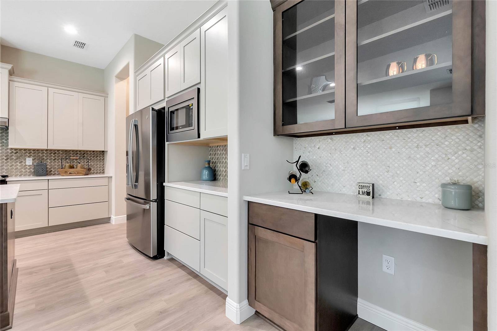 HARBOR HILLS - Residential