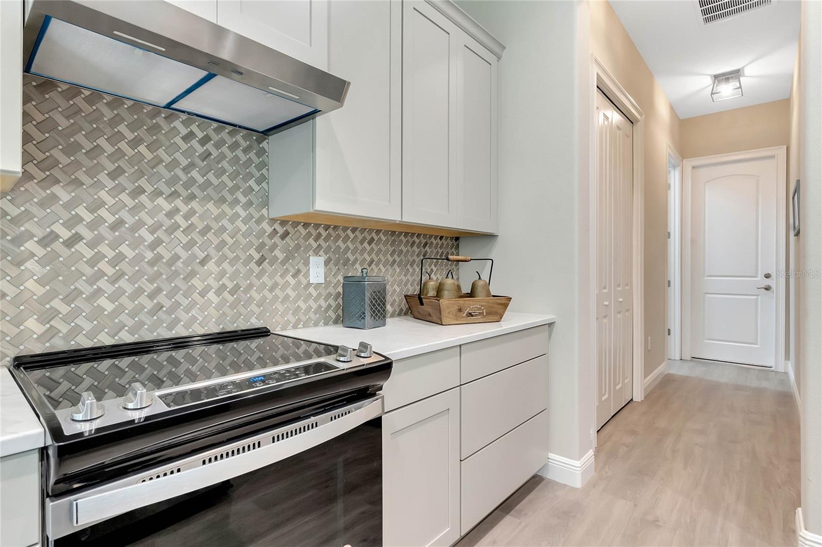 HARBOR HILLS - Residential