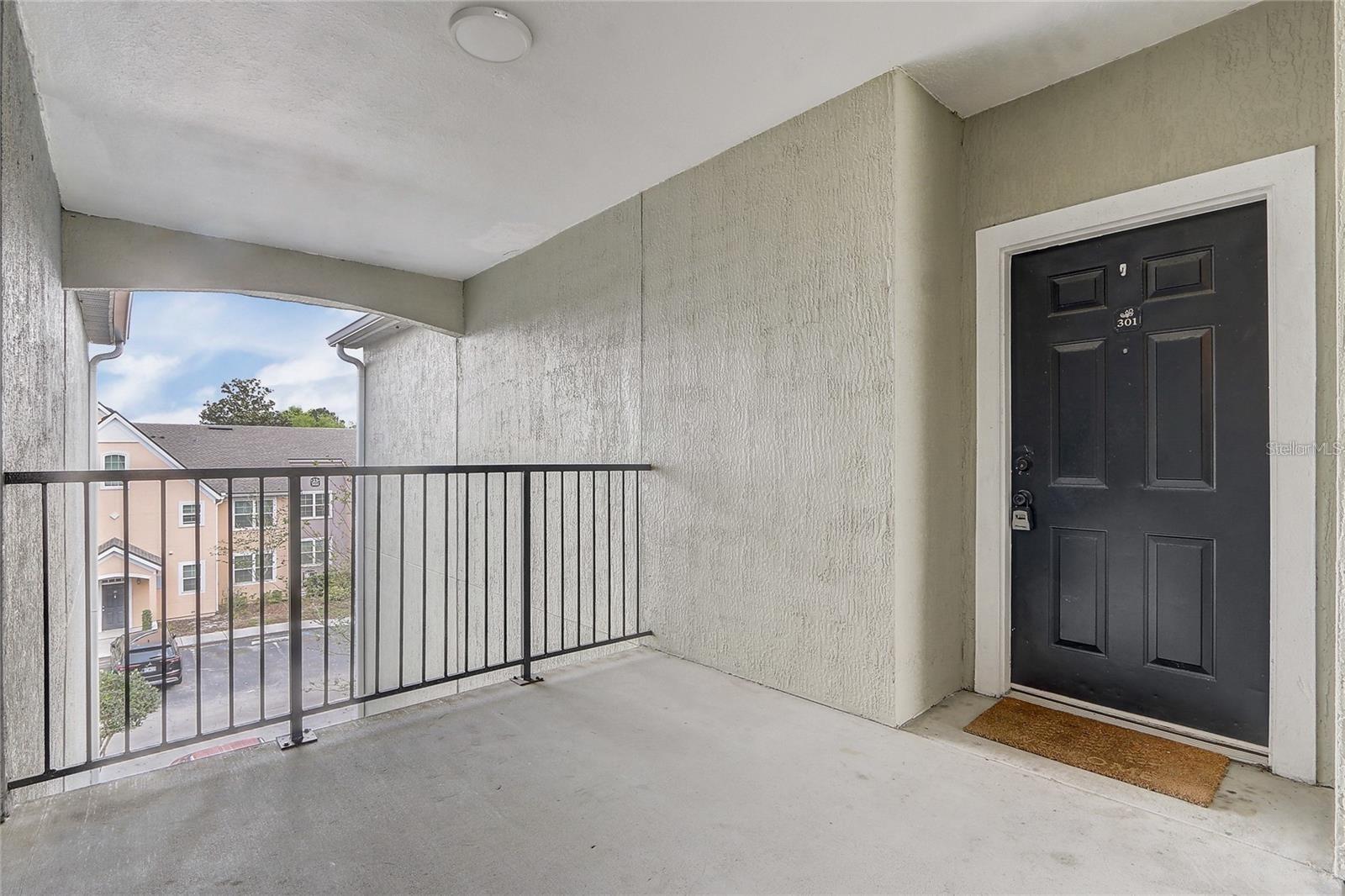 3428 SOHO 301