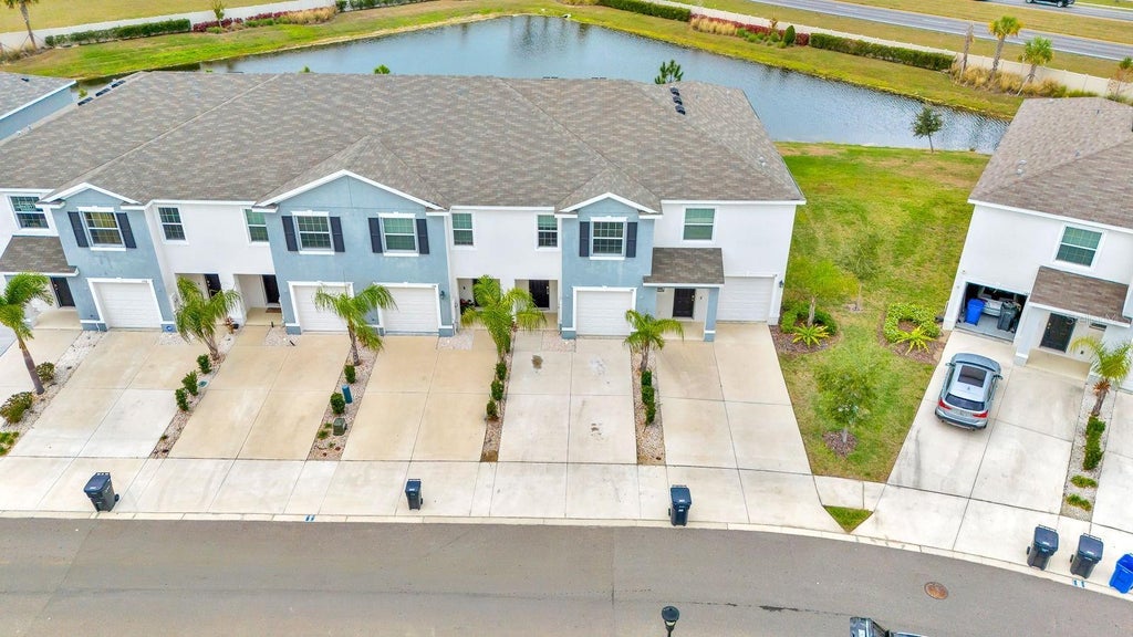 Photo of 136 Mangrove Shade Circle, Apollo Beach, FL 33572 (MLS # TB8560897)