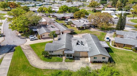 A home in PALM HARBOR