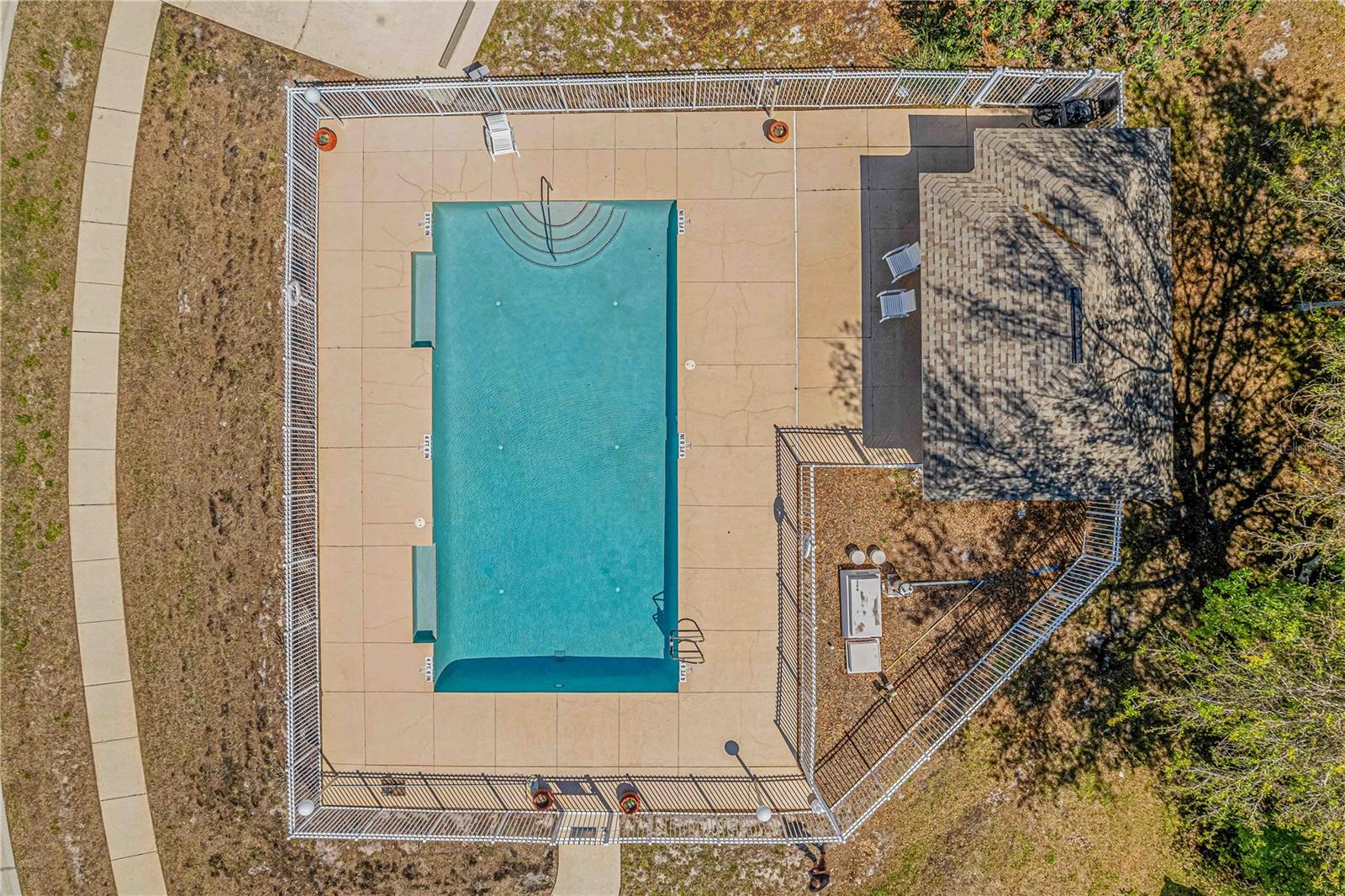 PINE TRACE - Residential