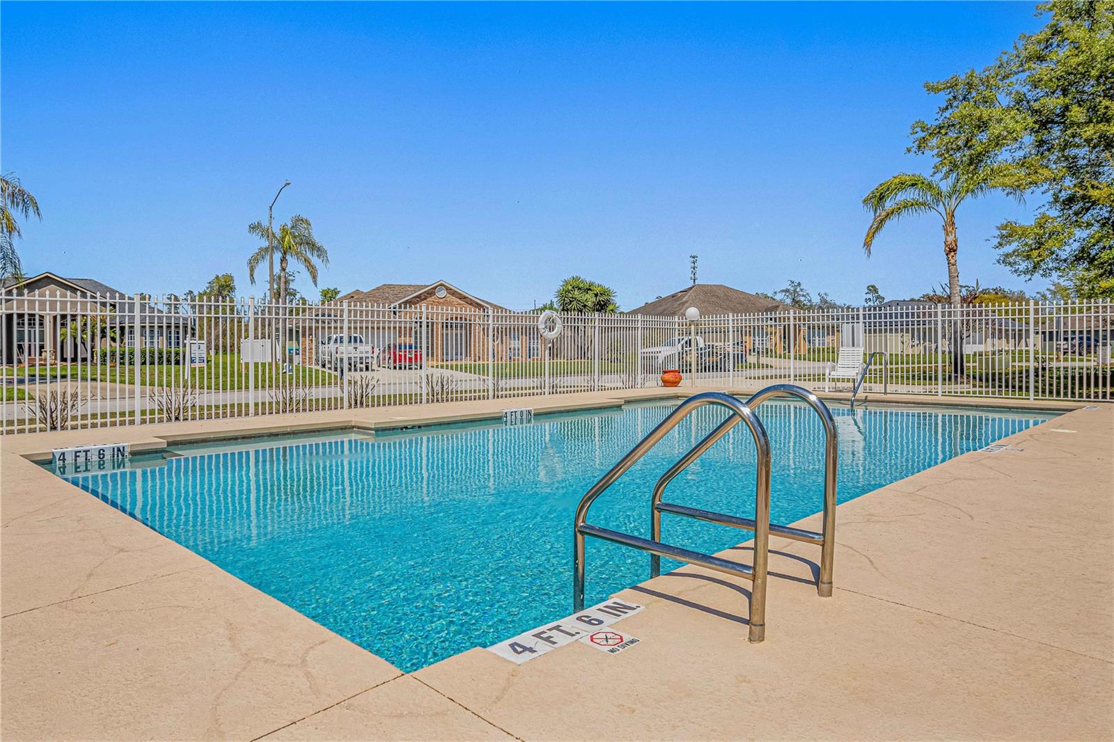 PINE TRACE - Residential