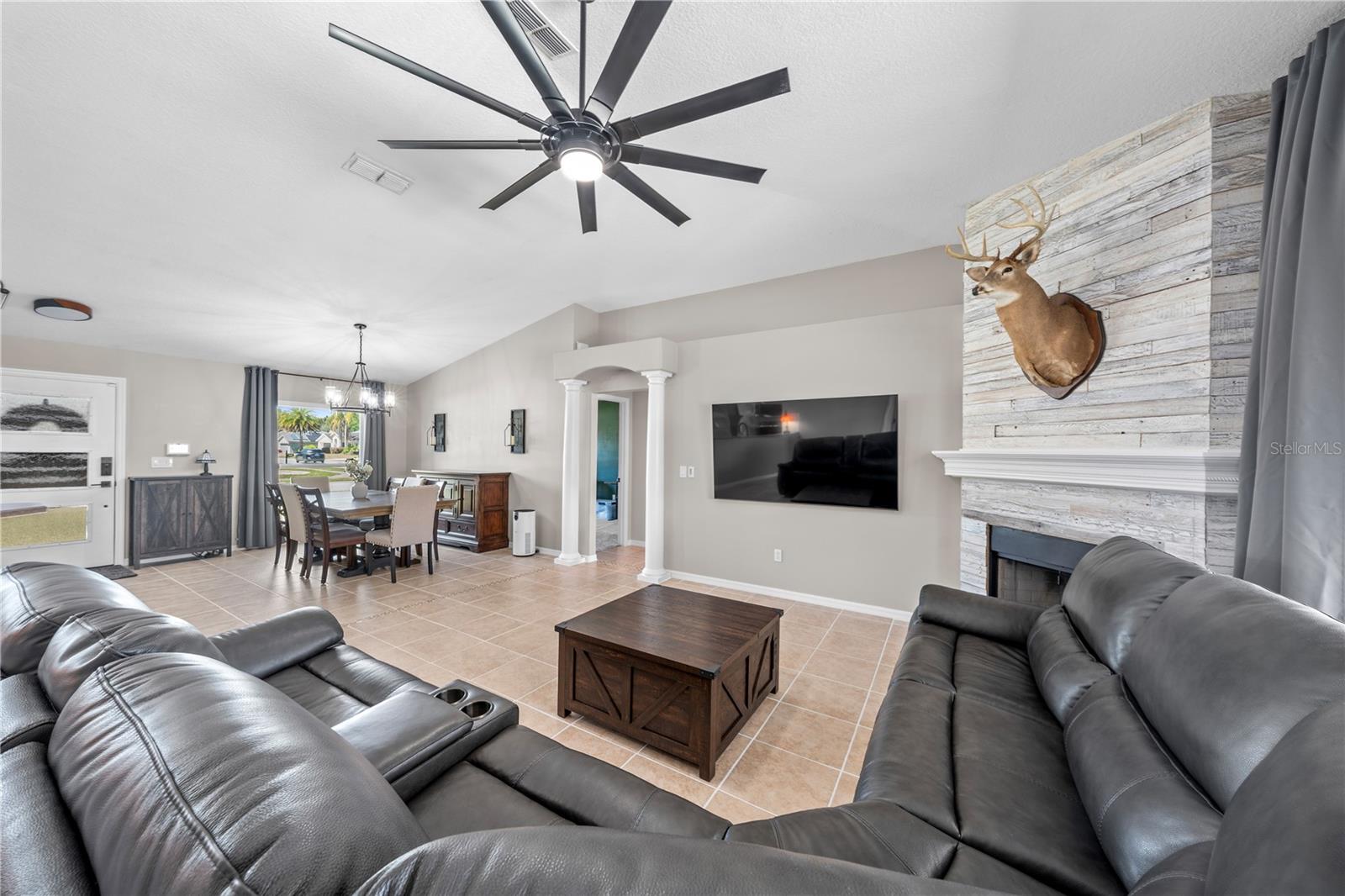 PINE TRACE - Residential