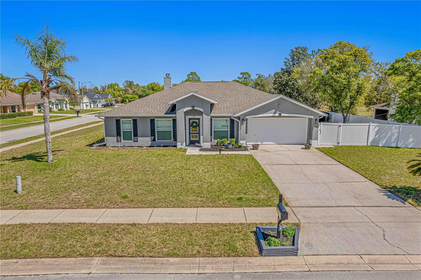 PINE TRACE - Residential