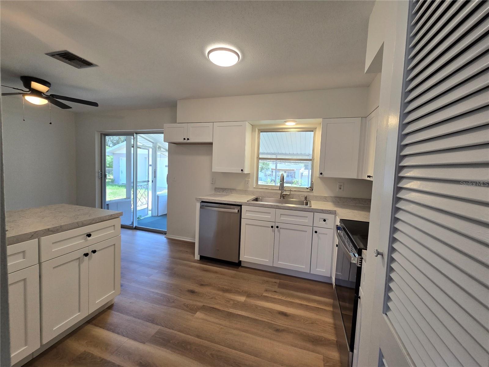 LAKE VIEW HEIGHTS ADD 01 - Residential