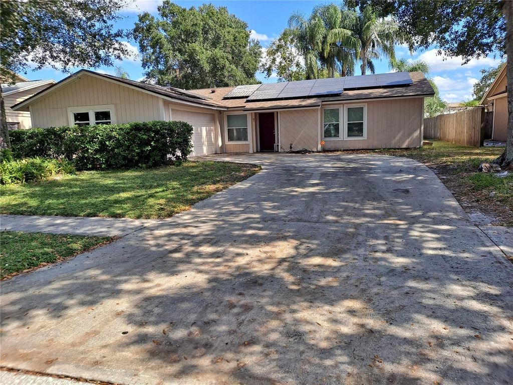 Photo of 15911 Country Farm Pl, Tampa, FL 33624 (MLS # TB8439615)