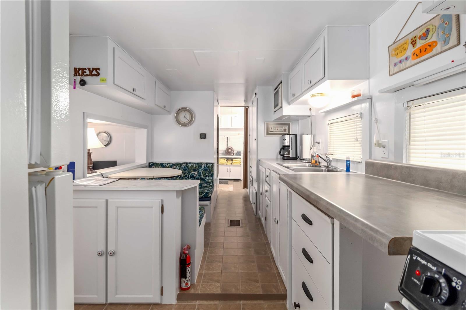 AMERI-CANA RESORTS COOP - Residential