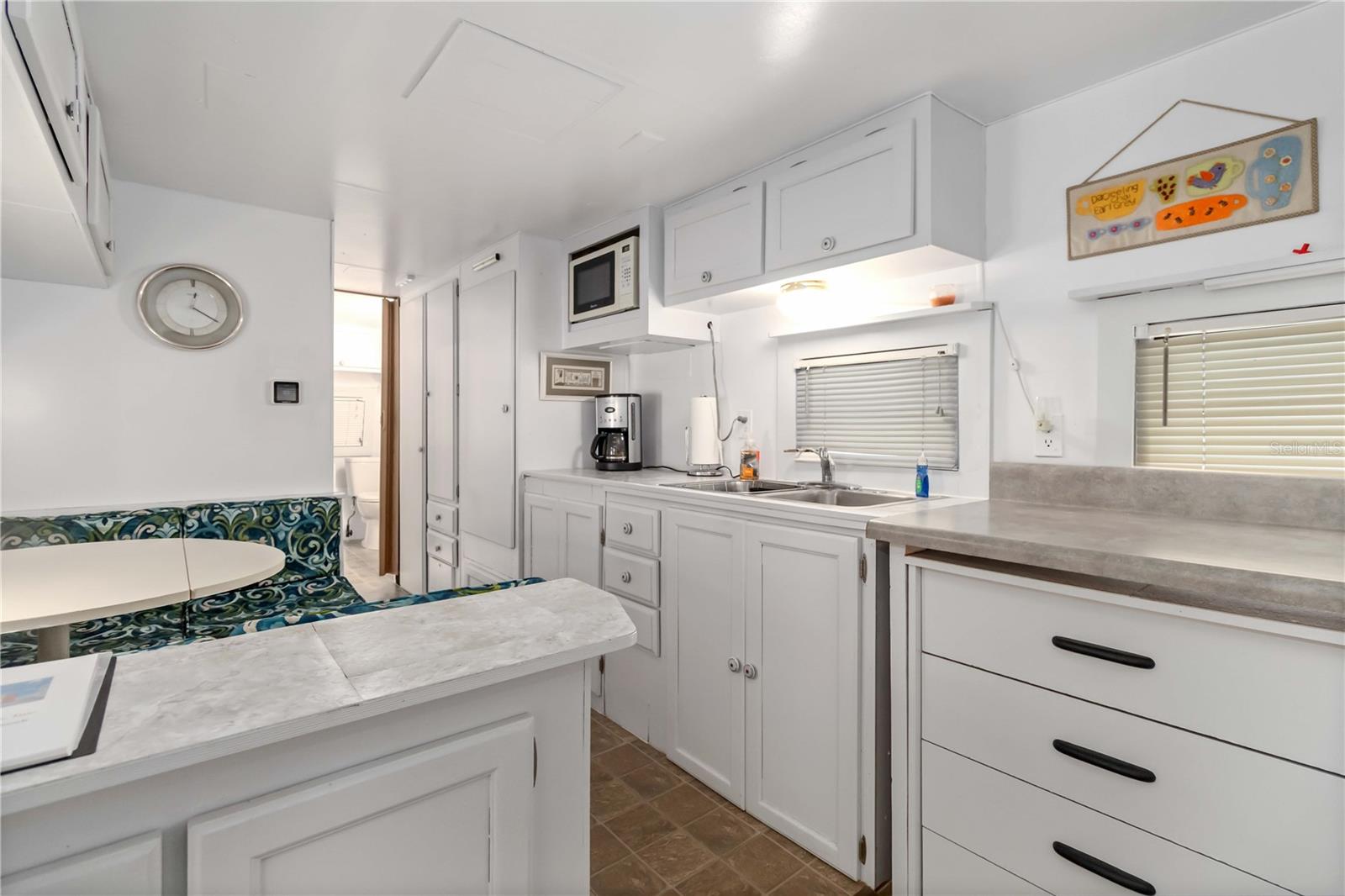 AMERI-CANA RESORTS COOP - Residential