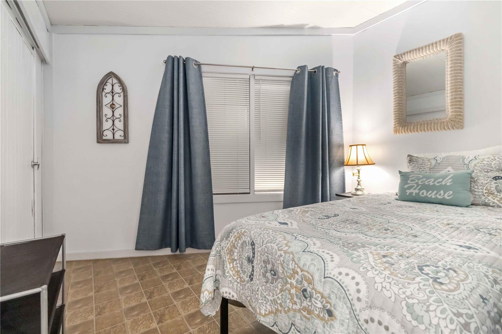 AMERI-CANA RESORTS COOP - Residential