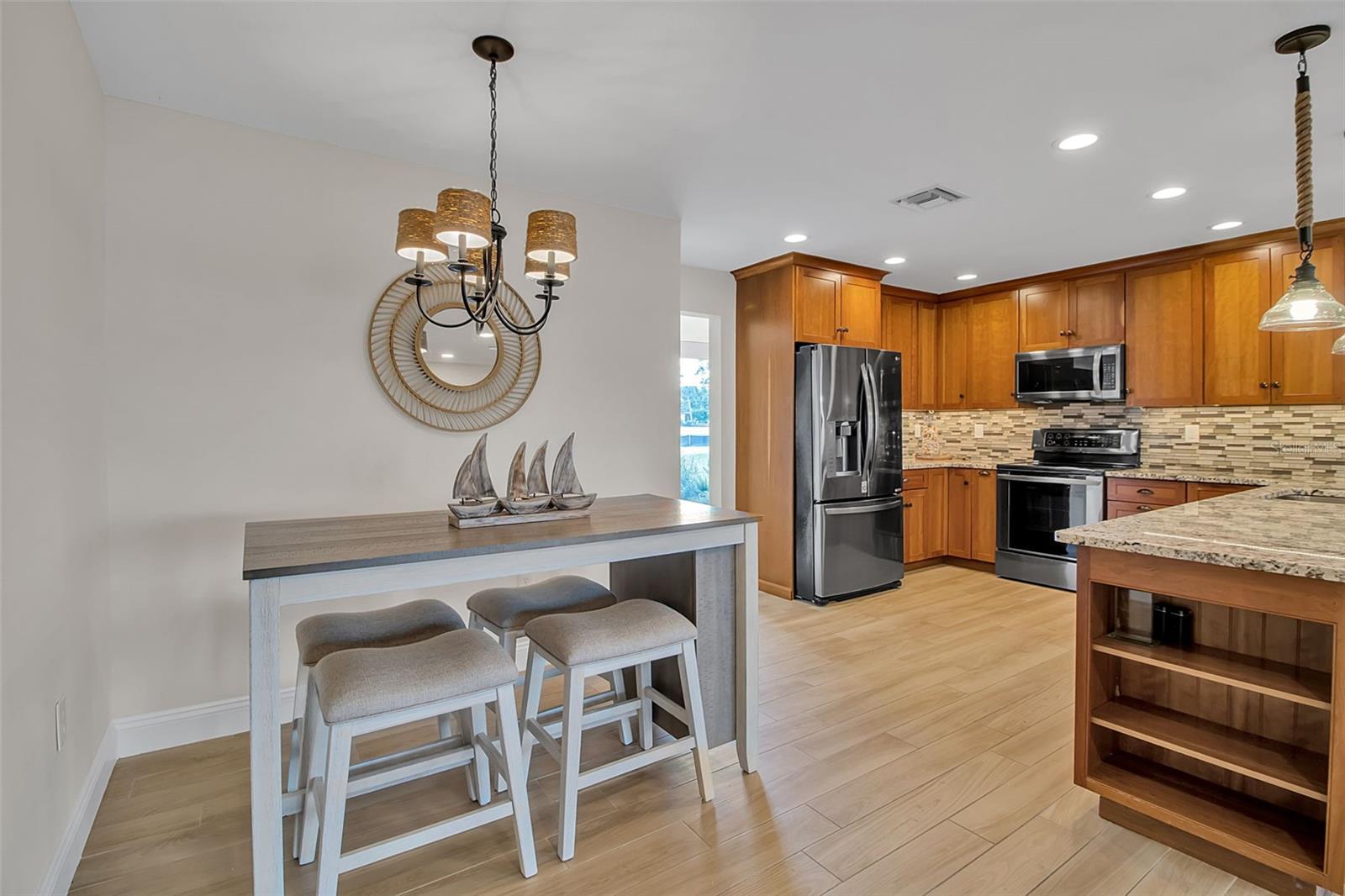 VENICE BAY SHORE SEC - Residential