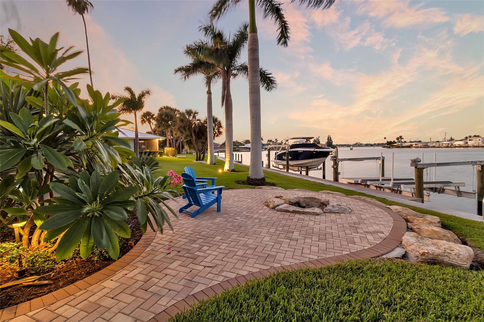 VENICE BAY SHORE SEC - Residential