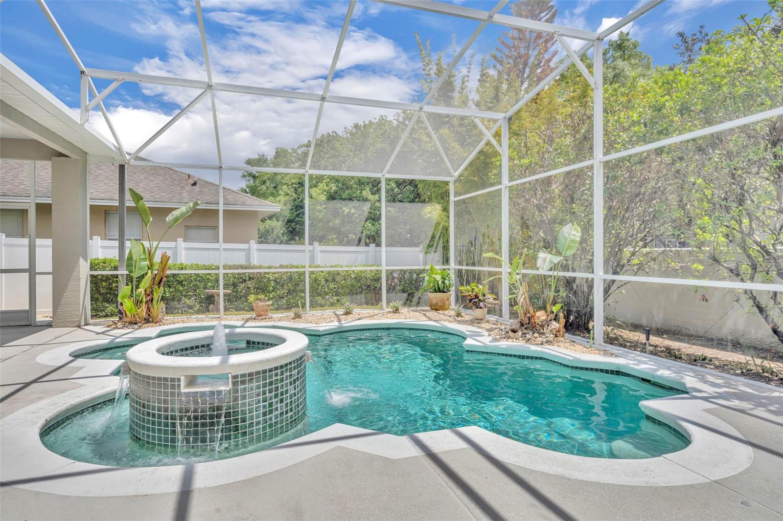 FIELD CLUB - Residential