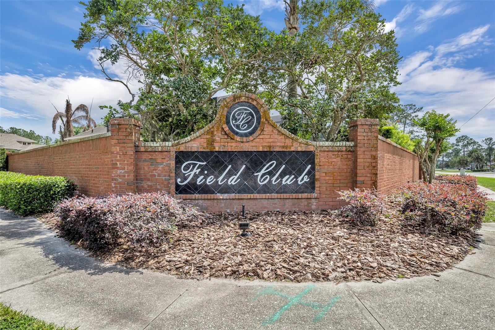 FIELD CLUB - Residential