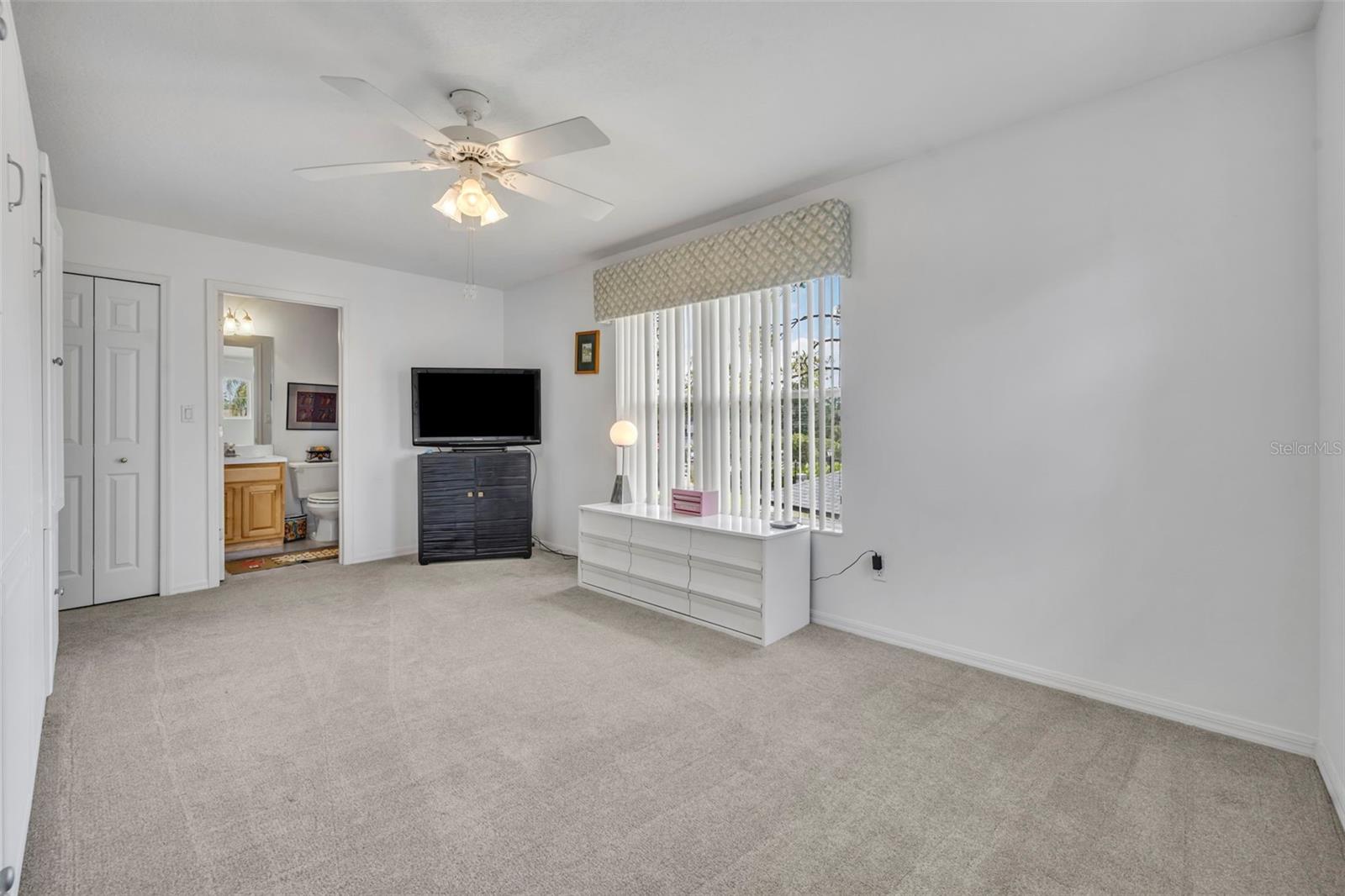 FIELD CLUB - Residential