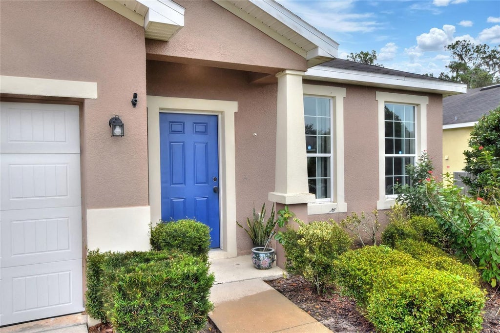 Photo of 2729 Walden Woods Drive, Plant City, FL 33566 (MLS # TB8549711)