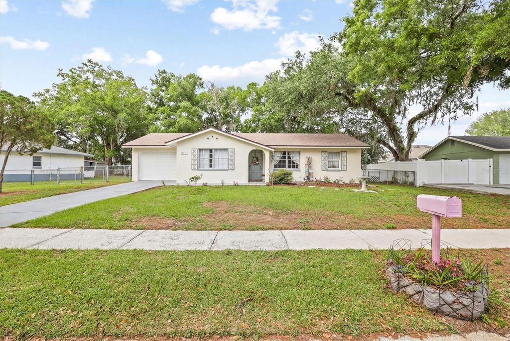 Photo of 1707 Hughes Drive, Plant City, FL 33563 (MLS # TB8491724)