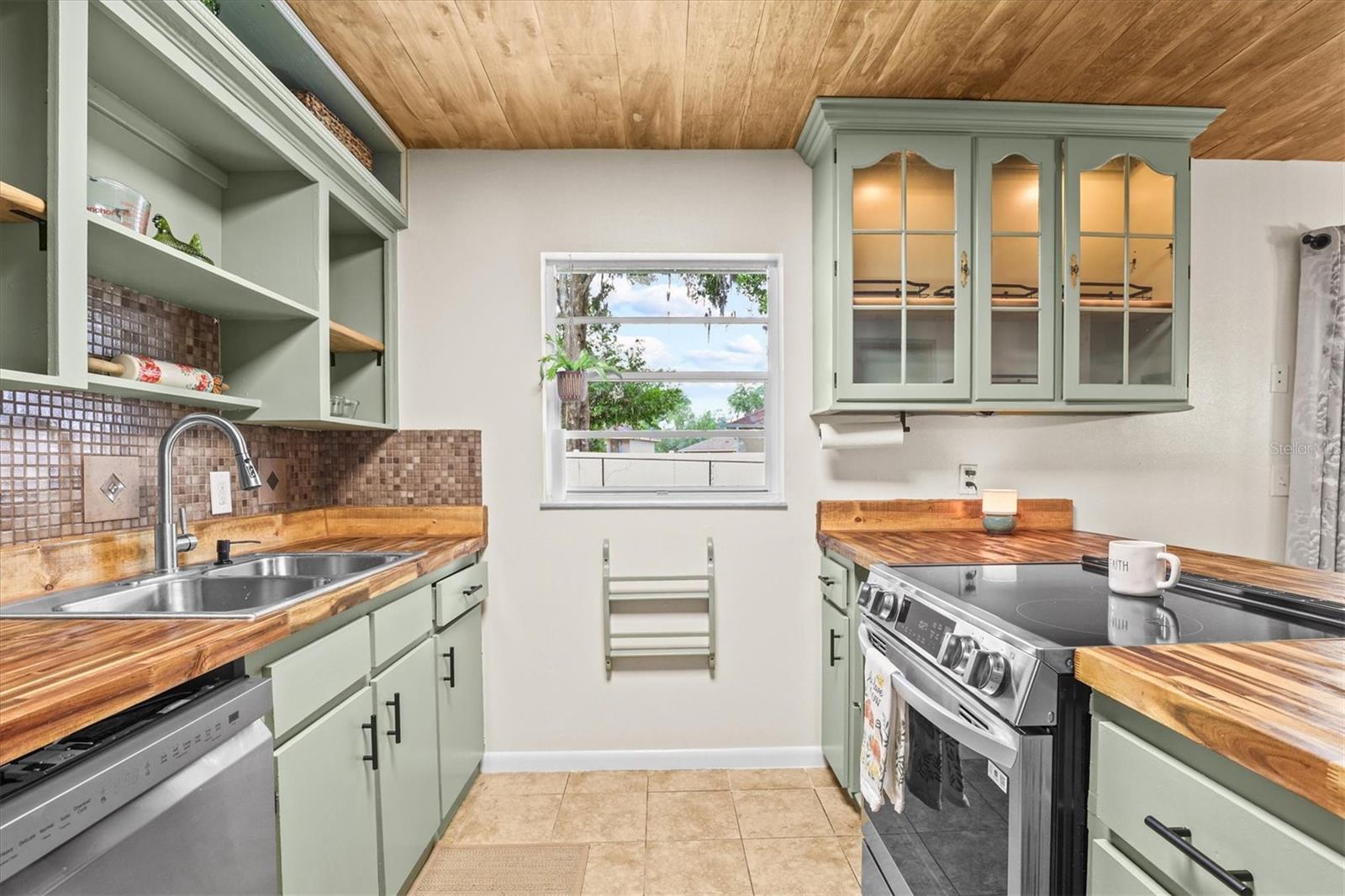 PINEY OAKS ESTATES PH ONE - Residential