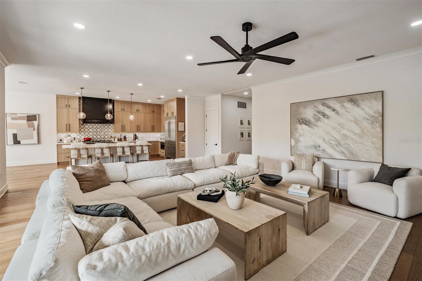 DAVIS ISLANDS PB10 PG52 TO 57 - Residential