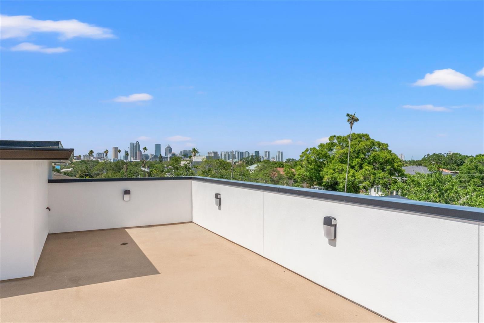 DAVIS ISLANDS PB10 PG52 TO 57 - Residential