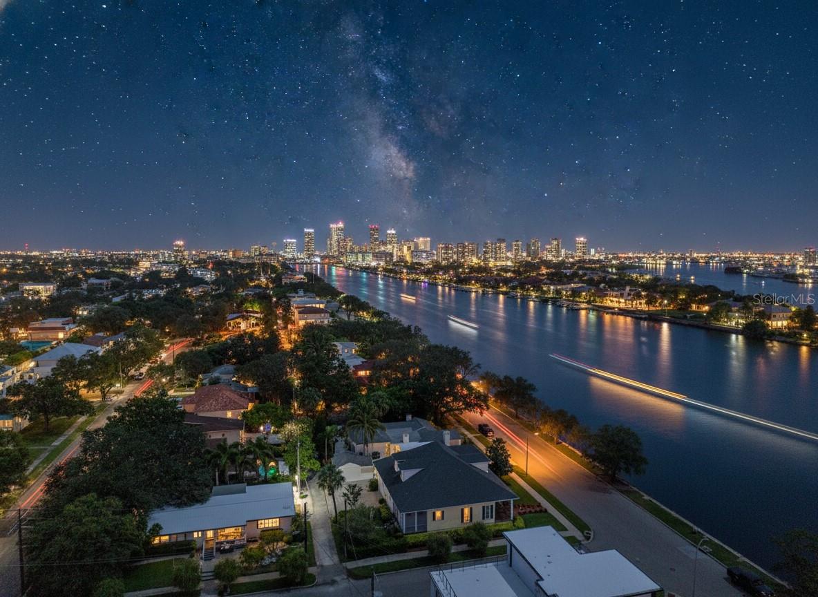 DAVIS ISLANDS PB10 PG52 TO 57 - Residential