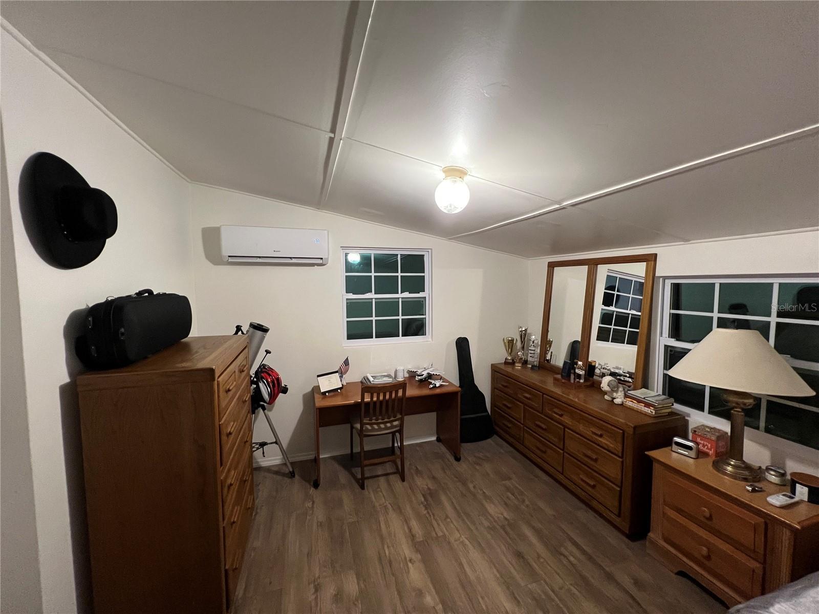 COUNTRY TRAILS PH 05 - Residential