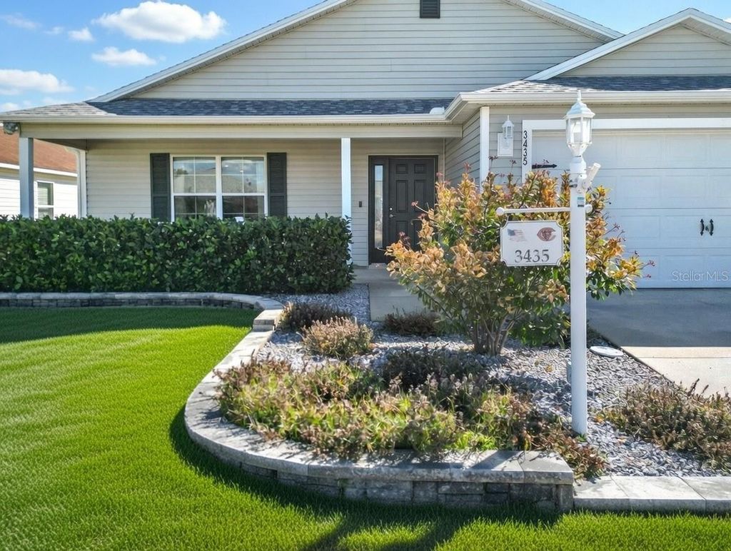 Photo of 3435 Inverary Avenue, The Villages, FL 32163 (MLS # OM717367)