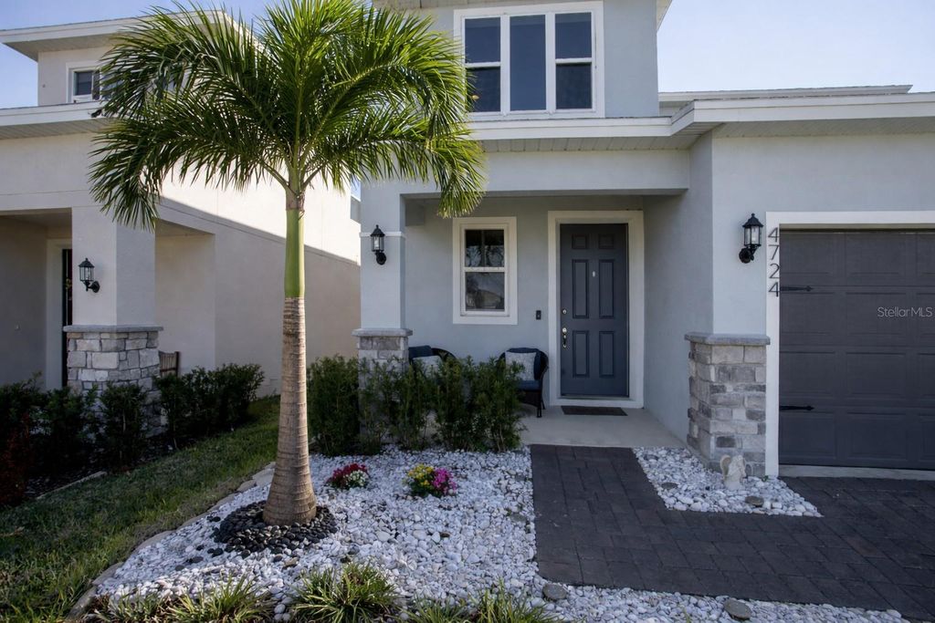 Photo of 4724 Cragmere Loop, Clermont, FL 34711 (MLS # O6383490)