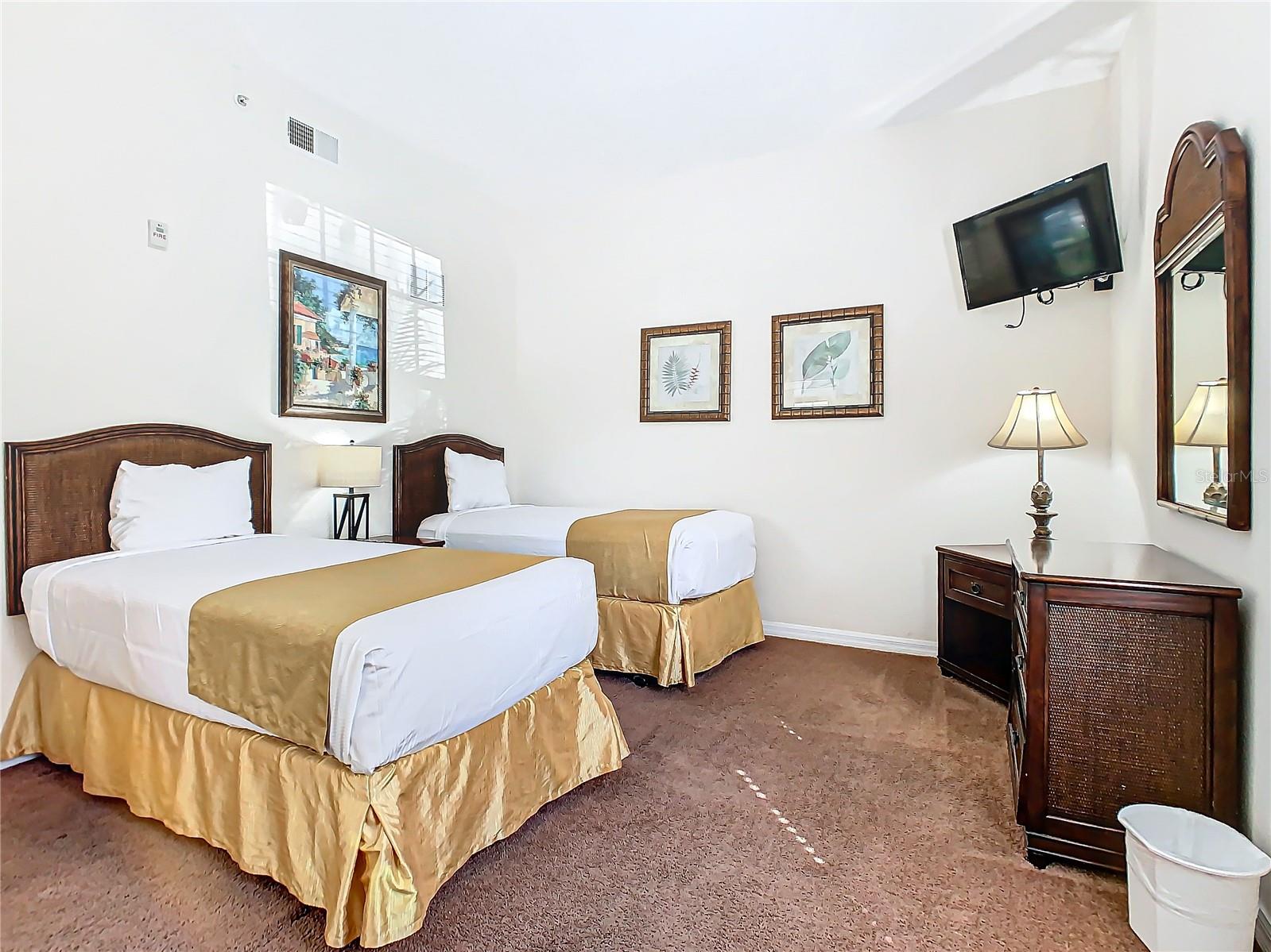 CARIBE COVE CONDO PH 2 - Residential