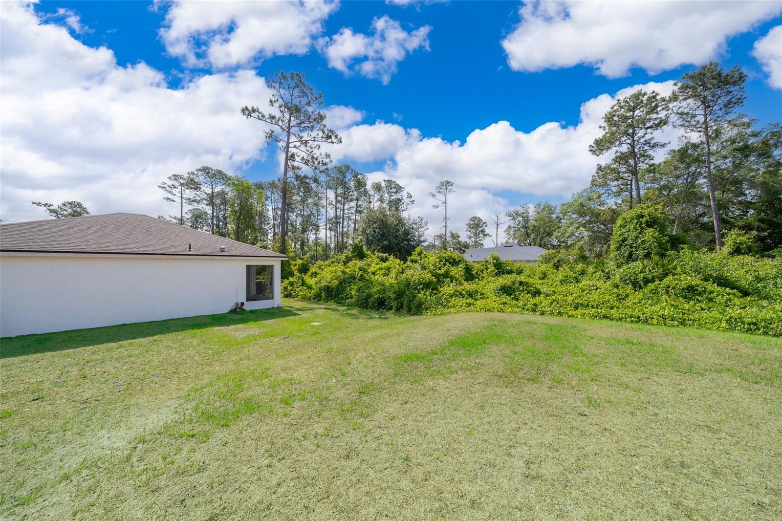2498 IRIS ROAD