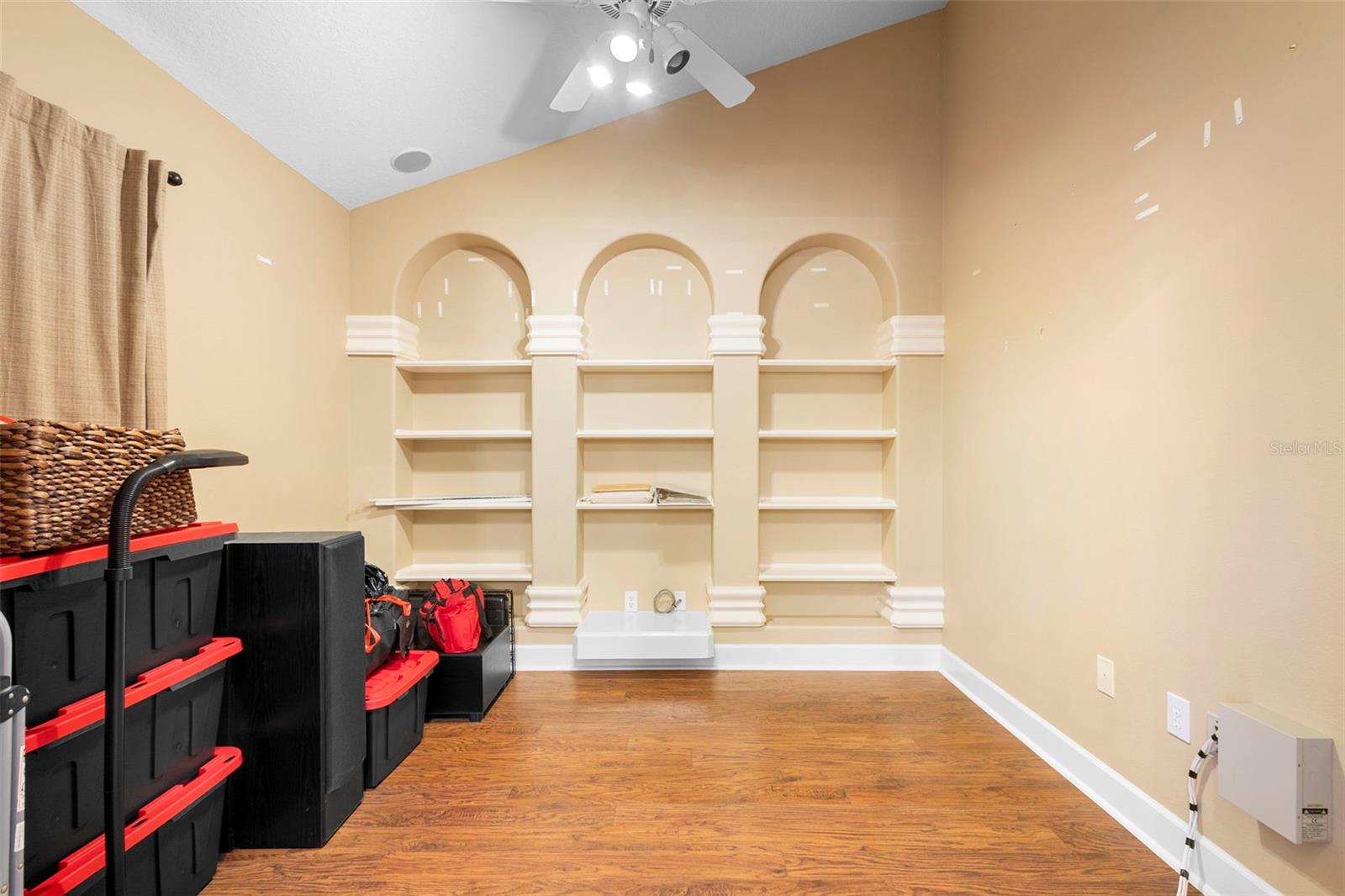 DEBARY PLANTATION UNIT 10 - Residential