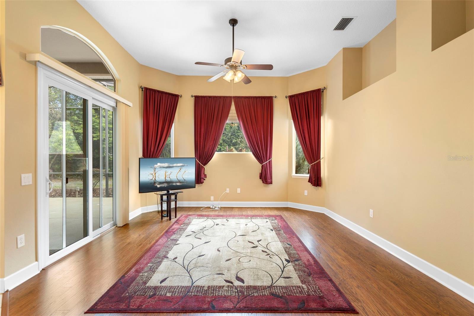 DEBARY PLANTATION UNIT 10 - Residential