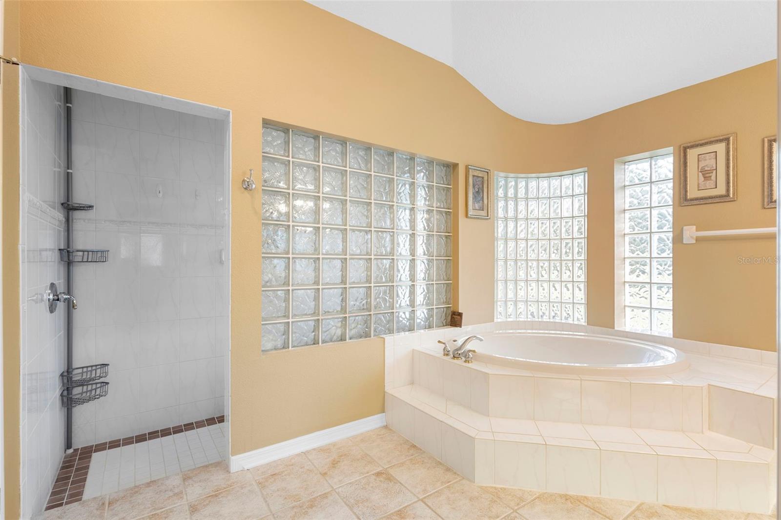 DEBARY PLANTATION UNIT 10 - Residential