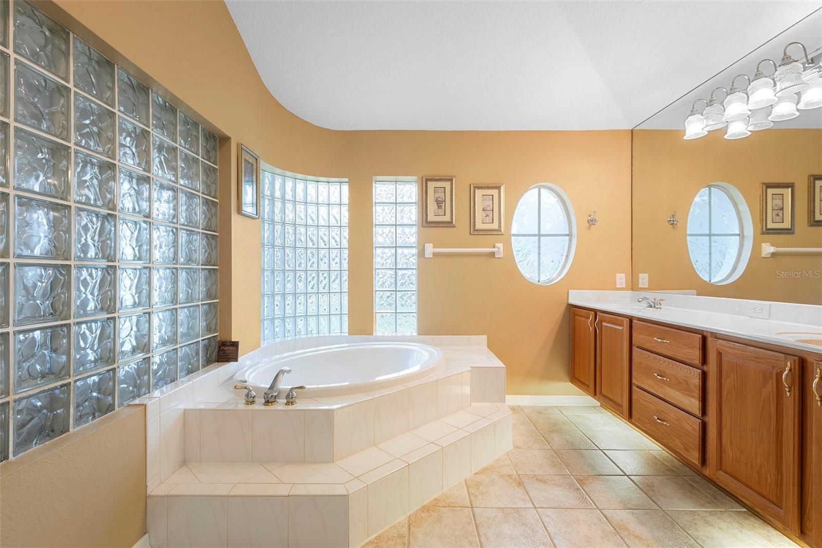 DEBARY PLANTATION UNIT 10 - Residential