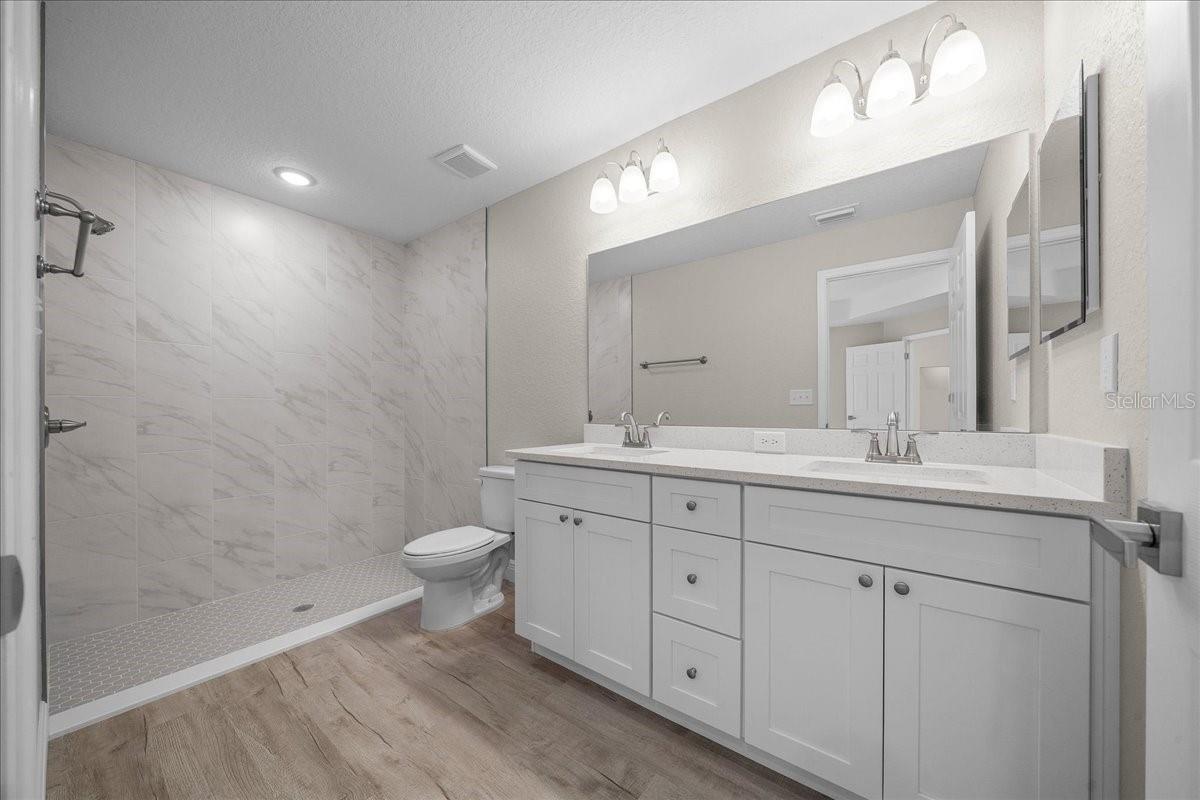 LAKE WEIR HEIGHTS - Residential