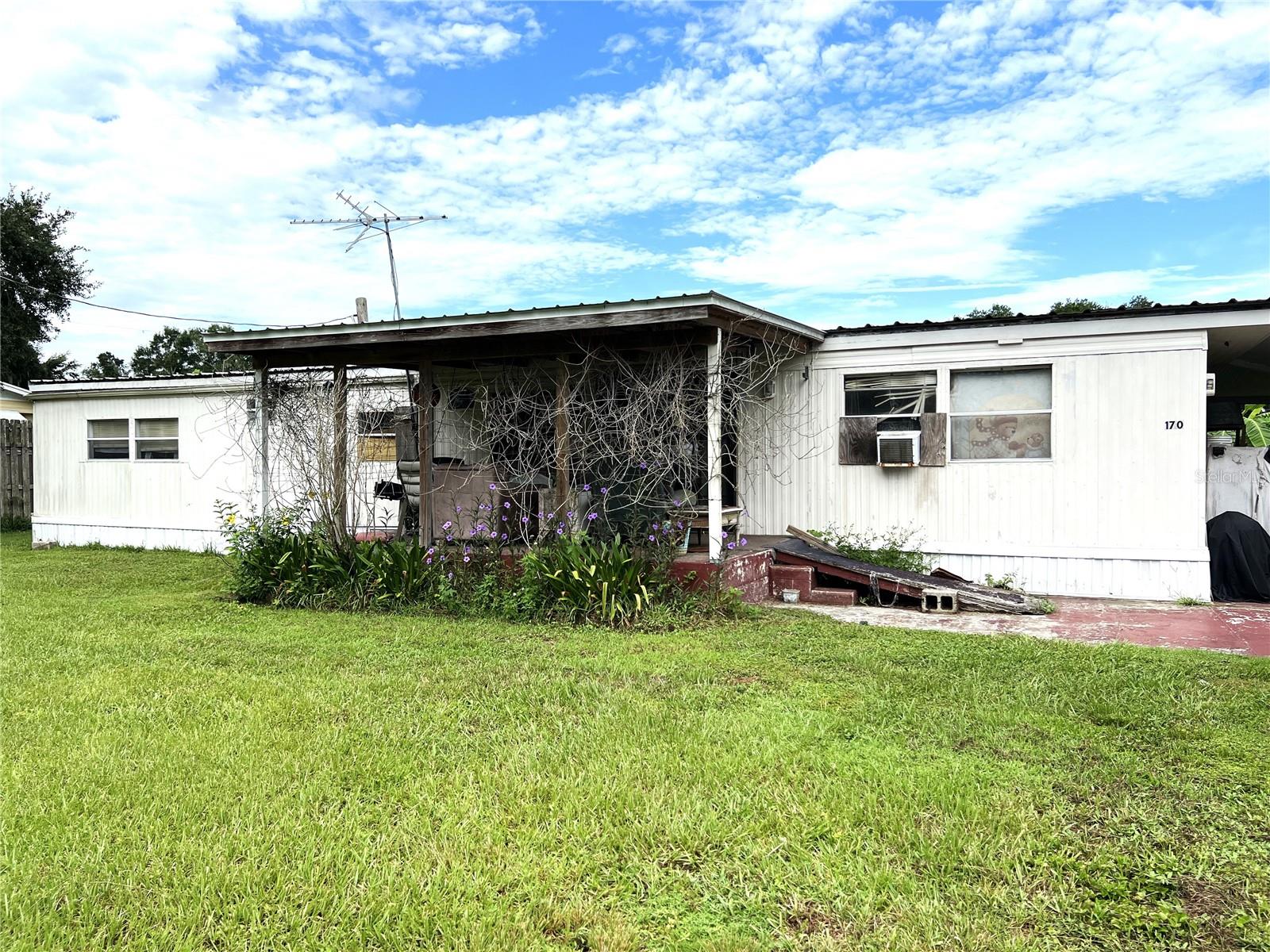 170 N OAK DRIVE